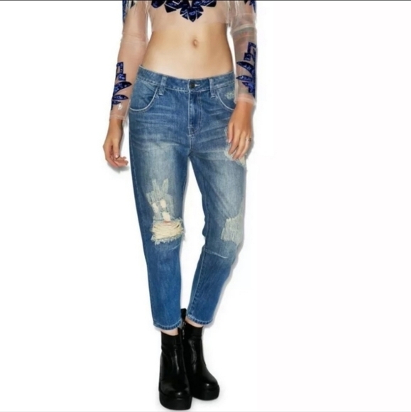 Wildfox baggy crop Worn Out Distressed jeans - Picture 1 of 10